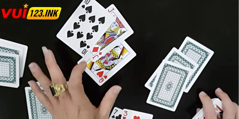 Cùng VUI123 tìm hiểu về các mẹo chơi bài Liêng