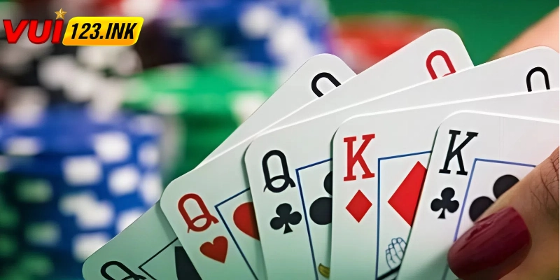 Game bài thu hút đông đảo người chơi tham gia